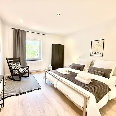 Appartement Hochwertig Saniertes 